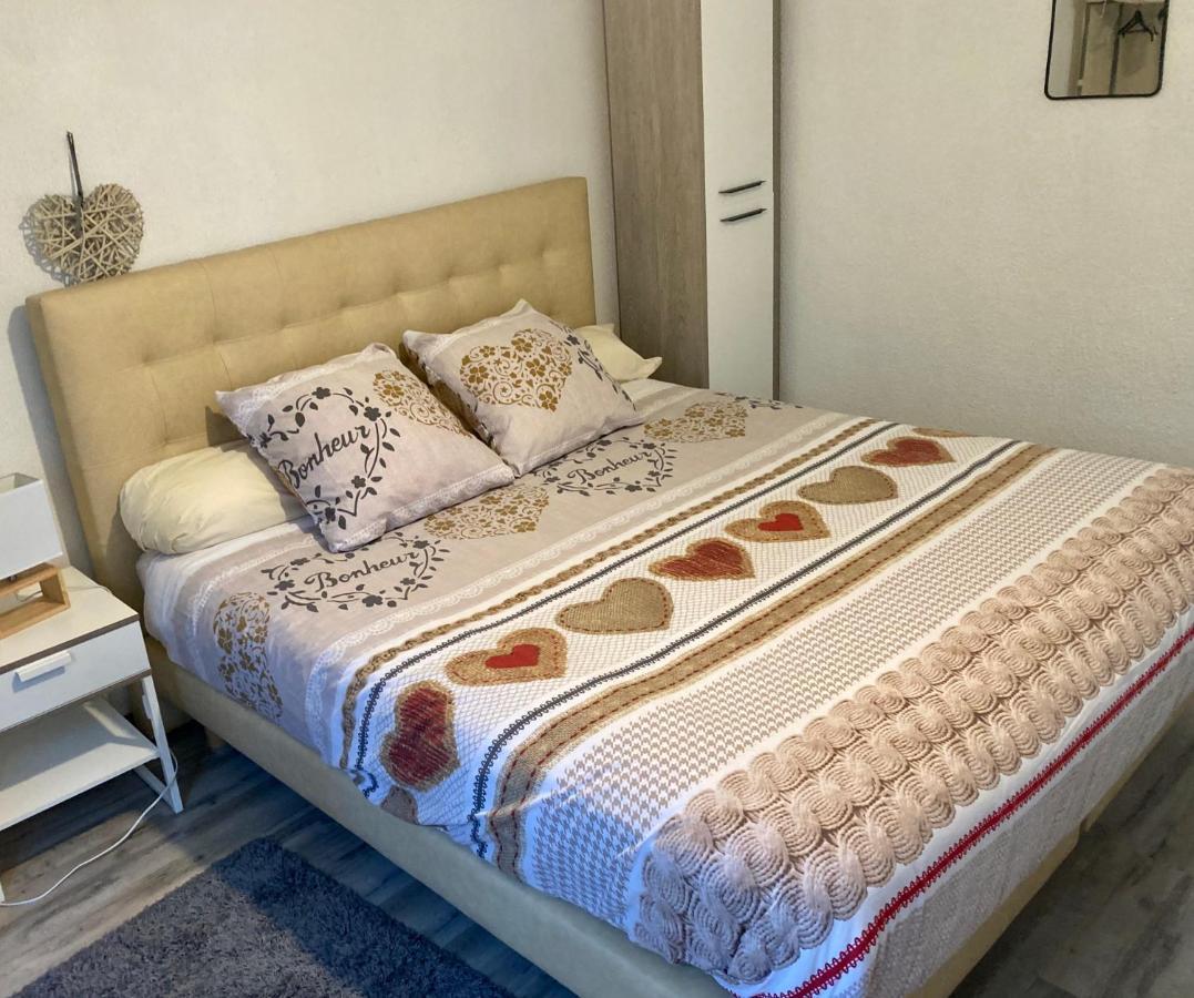 La Petite Grenouille Villa Agde Eksteriør bilde